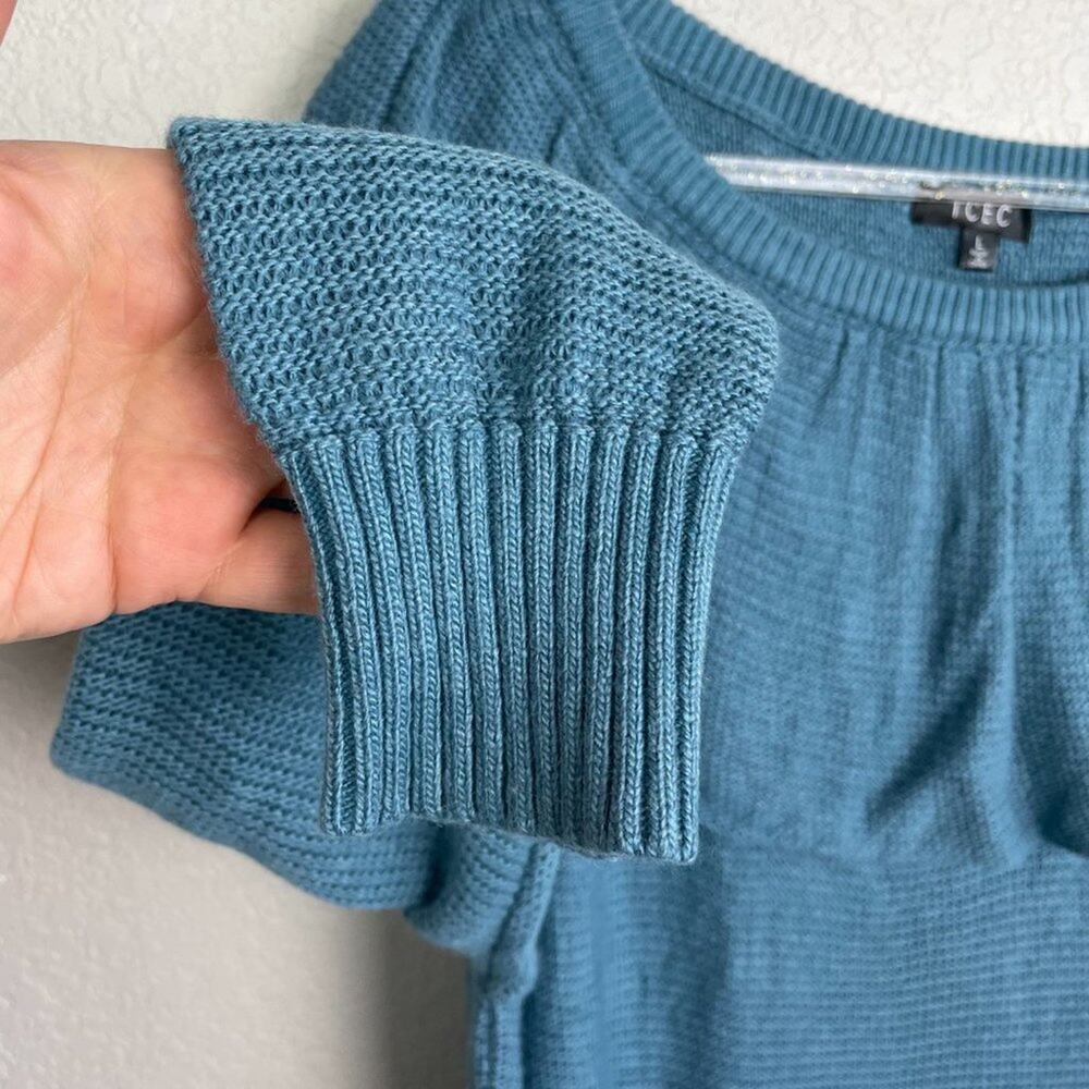 TCEC Dusty Blue Off the Shoulder Ruffle Sweater L - Picture 5 of 8
